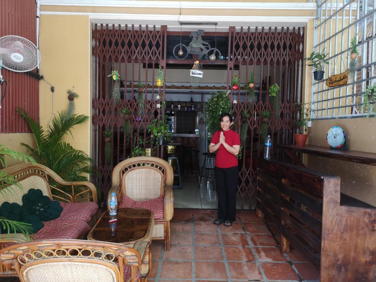 Peri Evi Hostel Phnom Penh Bassac Lane Extérieur photo